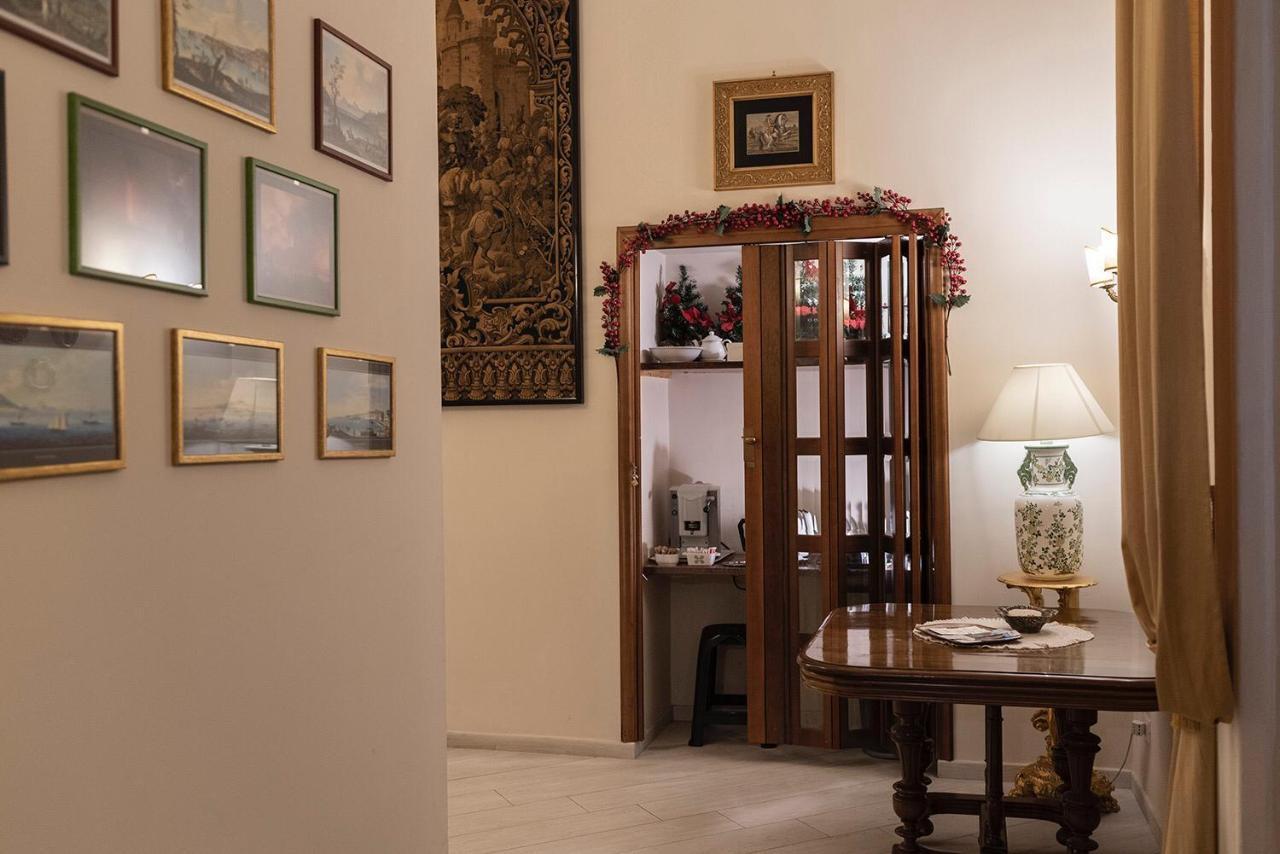 Bed and Breakfast Domus Borbonica Neapol Exteriér fotografie