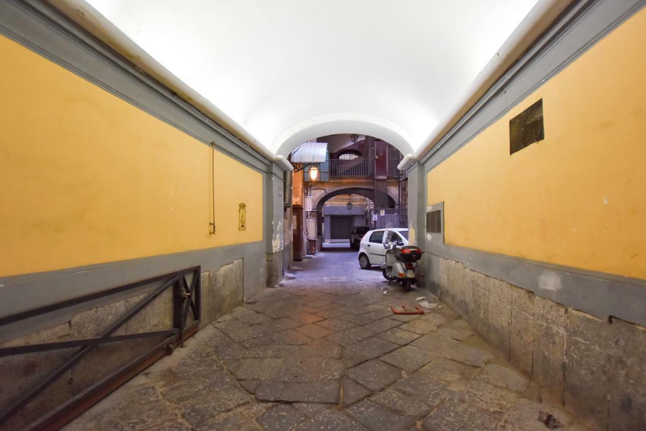 Bed and Breakfast Domus Borbonica Neapol Exteriér fotografie