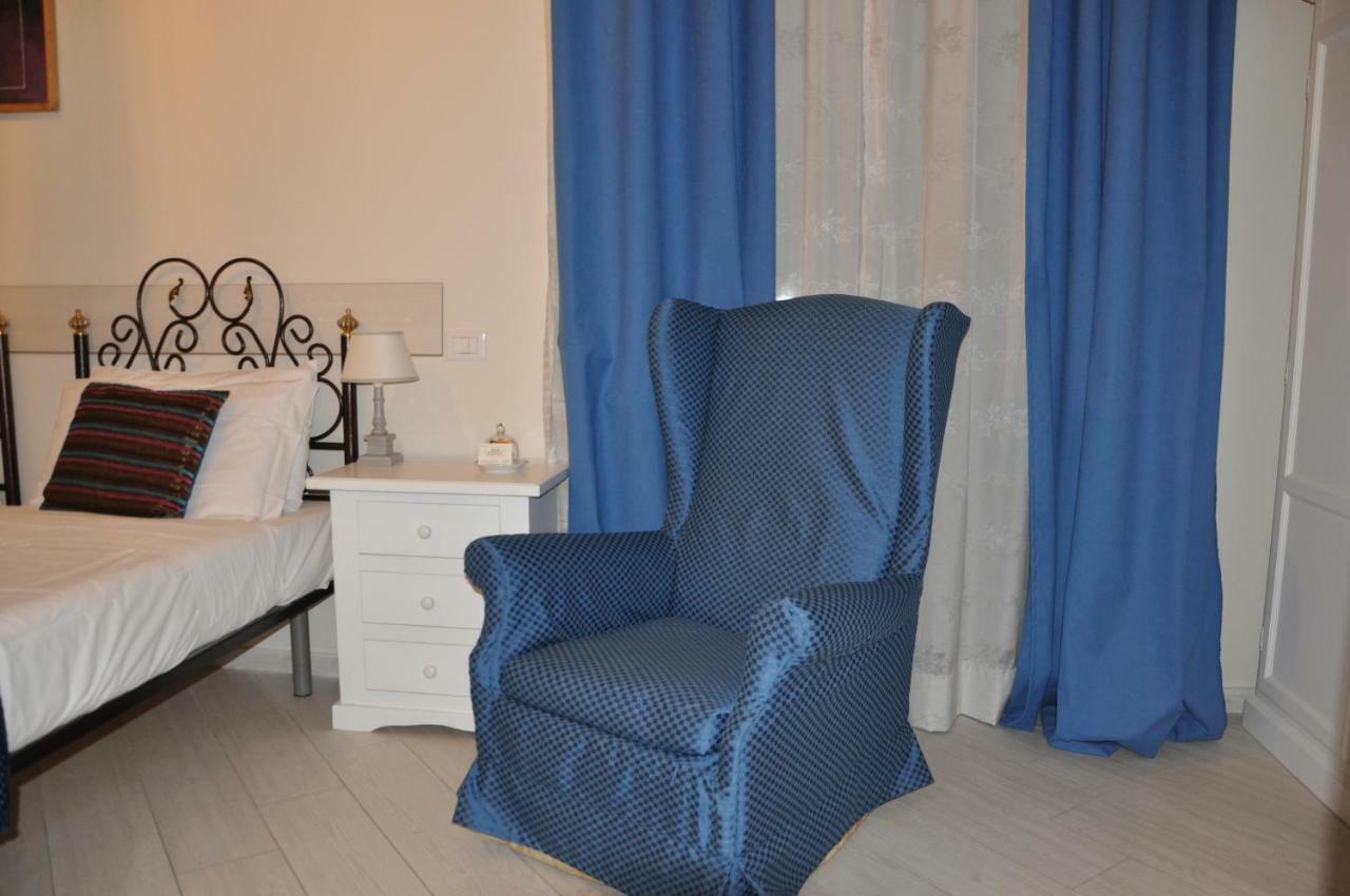 Bed and Breakfast Domus Borbonica Neapol Exteriér fotografie