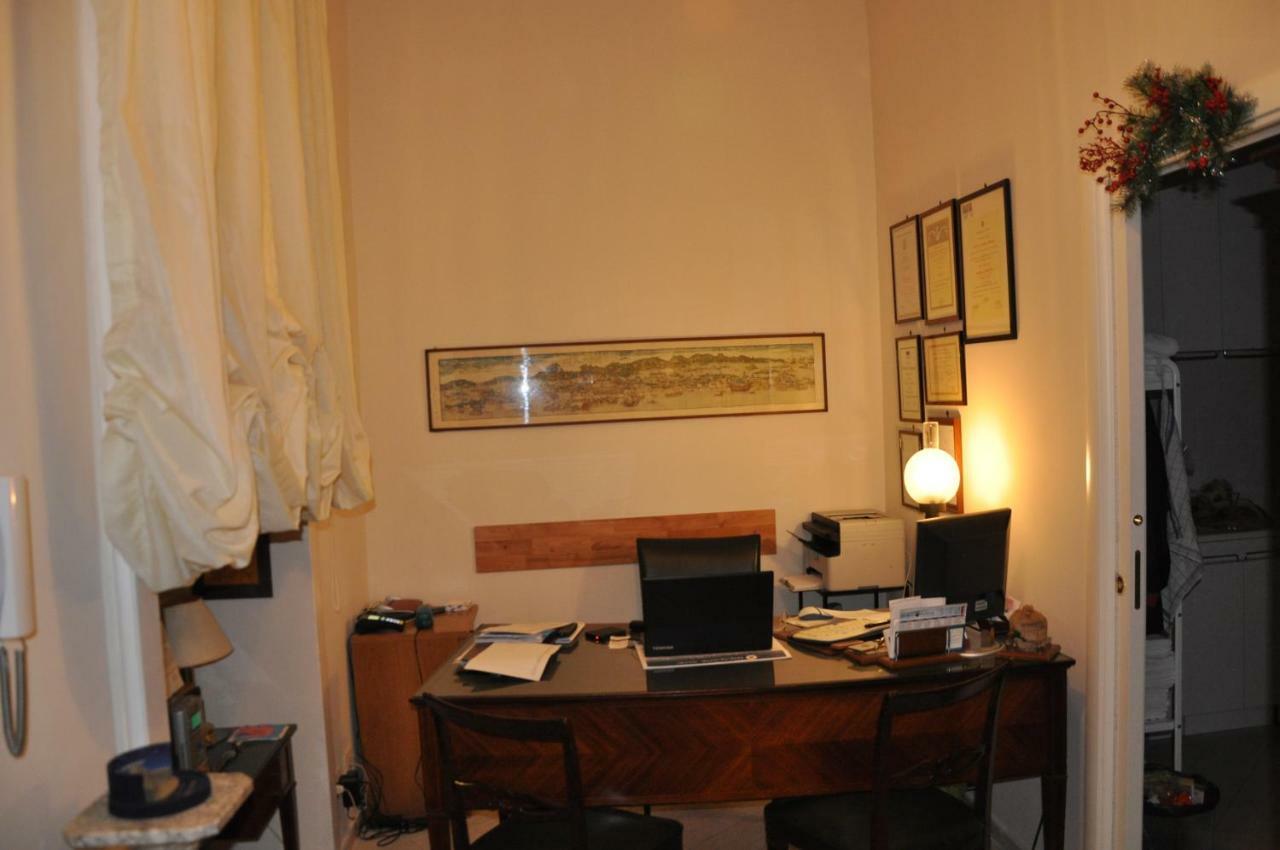 Bed and Breakfast Domus Borbonica Neapol Exteriér fotografie