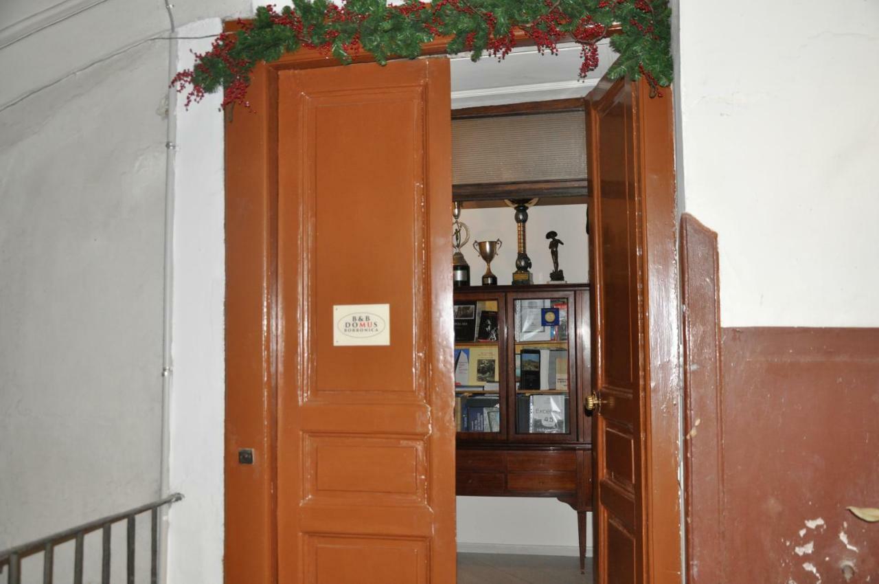 Bed and Breakfast Domus Borbonica Neapol Exteriér fotografie